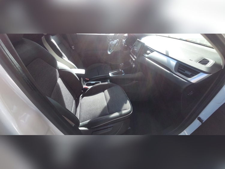 Renault Captur 1.3 TCE 140CV foto 5